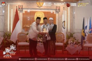 Tak Punya Ijazah SMA, Aa Maulana Mengundurkan Diri dari Pilkada Bandung Barat - JPNN.com Jabar