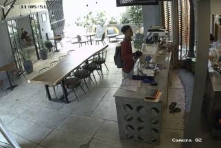 Modus Cari Loker, Seorang Pria Curi IPhone 11 Pro Max di Coffee Shop Depok - JPNN.com Jabar