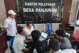 Telkom University Kembangkan Aplikasi Permudah Layanan Kependudukan Desa Panjunan - JPNN.com Jatim