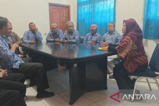 700 Purnabakti PNS Karawang Tagih Uang Pensiunan - JPNN.com Jabar