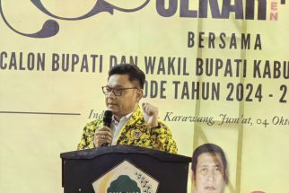 Ace Hasan Targetkan 70 Persen Suara untuk Kemenangan Acep-Gina di Pilkada Karawang 2024 - JPNN.com Jabar