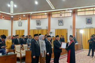 Pimpinan DPRD Demak Ditetapkan, Problem Abrasi hingga Pengangguran Menunggu Diselesaikan - JPNN.com Jateng