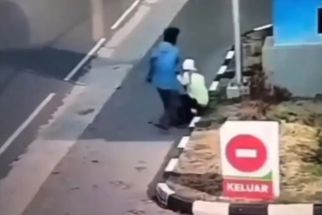 Viral Pria di Malang Terekam CCTV Aniaya Supeltas Penyandang Disabilitas - JPNN.com Jatim