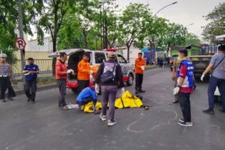 Pemotor Diduga Tewas Terlindas Truk di Margomulyo Surabaya, Begini Kronologinya - JPNN.com Jatim