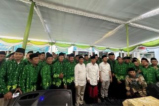 Di Hadapan Pergunu, Emil Sampaikan Komitmen Majukan Pendidikan & Kesejahteraan Guru - JPNN.com Jatim