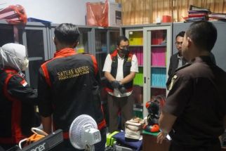 Kejari Ponorogo Geledah SMK 2 PGRI Terkait Korupsi Dana BOS Miliaran Rupiah - JPNN.com Jatim