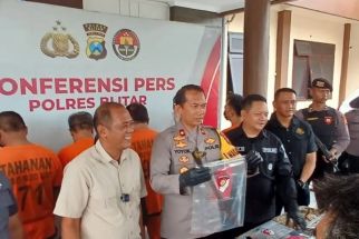 Polisi Ungkap Motif Suami Lukai Istri Menggunakan Parang di Blitar, Ternyata - JPNN.com Jatim