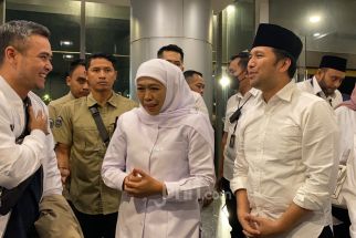 Debat Pilgub Ketiga, Khofifah-Emil Komitmen Jadikan Jawa Timur Gerbang Baru Nusantara - JPNN.com Jatim