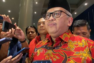 Sekjen PDI Perjuangan Hasto Hadiri Debat Terakhir Pilgub Jatim - JPNN.com Jatim