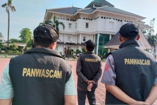 Bawaslu Karawang Siapkan 4.192 Pengawas Demi Mengawasi Masa Tenang Pilkada - JPNN.com Jabar