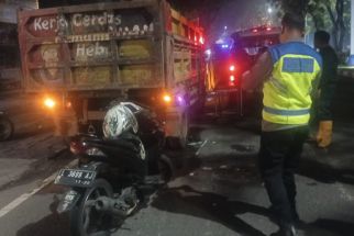 Tabrak  Truk Parkir di Jalan Ir Soekarno, Pemotor asal Wonorejo Surabaya Tewas - JPNN.com Jatim