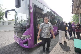 2 Bus Listrik Dicanangkan Beroperasi di Kawasan Sumbu Filosofi Yogyakarta - JPNN.com Jogja