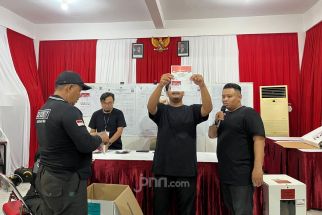 Eri Cahyadi Dapat 333 Suara di Tempatnya Mencoblos, Kotak Kosong 46 Suara - JPNN.com Jatim