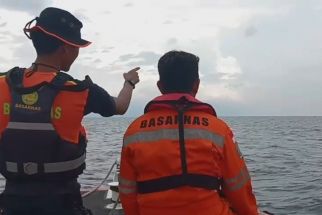 Korban Hilang Tragedi Tenggelamnya KLM Fajar Lorena Ditemukan Meninggal di Pulau Raas - JPNN.com Jatim