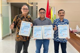 Tingkatkan Standar Internasional, DSI YPTA Surabaya Raih 4 Sertifikat ISO - JPNN.com Jatim