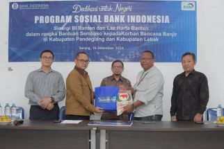 Bank Indonesia Banten Salurkan Ribuan Paket Sembako untuk Korban Banjir - JPNN.com Banten