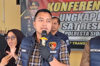 Polisi Pastikan Anak Bunuh Ayah di Sidoarjo Alami Gangguan Jiwa - JPNN.com Jatim