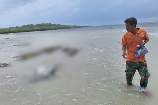 Geger Mayat Pria Mengapung di Pinggir Pantai Sumenep, Kondisinya Mengenaskan - JPNN.com Jatim