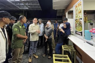 Persoalan Sampah Jadi Fokus Utama Kunjungan Menteri Hanif Faisol di Rest Area Tol Jakarta-Cikampek - JPNN.com Jabar