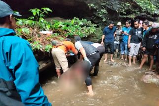  2 Pemuda Ditemukan Tewas di Aliran Sungai Malang Seusai Mobil Tabrak Pembatas Jalan - JPNN.com Jatim