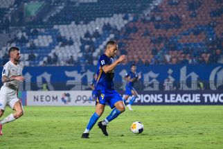 Respons Gustavo Franca Si Juru Selamat Persib Saat Tahan Imbang Bali United - JPNN.com Jabar