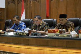 DPRD Solo Usulkan Pemberhentian Teguh Prakosa Sebagai Wali Kota - JPNN.com Jateng