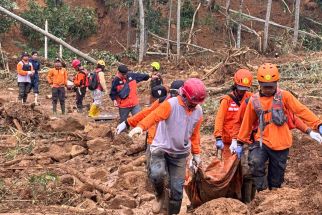 Korban Jiwa Longsor Pekalongan Bertambah, Total Mencapai 25 Orang - JPNN.com Jateng