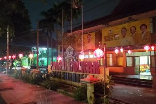 Golkar Surabaya Rayakan Keberagaman, Sambut Imlek dengan Dekorasi Lampion    - JPNN.com Jatim