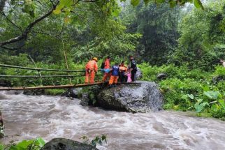 Satu Pendaki Gunung Muria Jepara Hilang, Tim SAR Lakukan Pencarian - JPNN.com Jateng