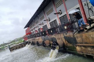 Atasi Banjir, Pemkot Semarang Tambah Pompa Darurat - JPNN.com Jateng