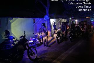 Warung Kopi Berkedok Prostitusi di Gresik Digerebek Polisi, 6 Orang PSK Ditangkap - JPNN.com Jatim