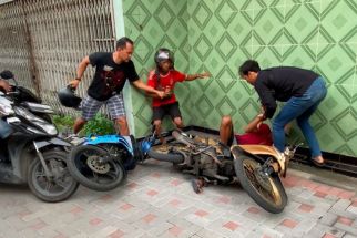 Polisi Gagalkan Aksi Curanmor di Surabaya, 2 Pelaku Ditendang Saat Dorong Motor - JPNN.com Jatim