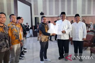 KPU Tetapkan Asjap-Andreas Sebagai Bupati dan Wabup Sukabumi Terpilih - JPNN.com Jabar