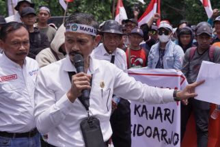 Ribuan Orang di Sidoarjo Demo Tuntut Keadilan Status Kepemilikan Lahan di Tambak Oso - JPNN.com Jatim