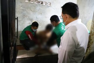 Pj Gubernur Jatim Bebaskan 4 ODGJ Korban Pemasungan di Nganjuk - JPNN.com Jatim