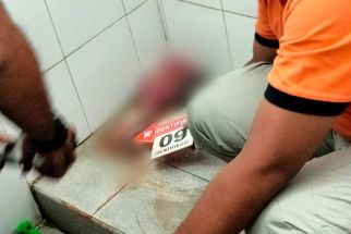 Geger Mayat Bayi Laki-Laki Ditemukan dalam Toilet Minimarket Jalan Manukan Surabaya - JPNN.com Jatim