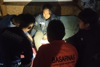 Tim SAR Bandung Temukan Pendaki yang Tersesat di Gunung Manglayang - JPNN.com Jabar