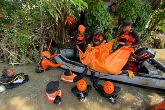 Remaja yang Dilaporkan Tenggelam di Sungai Belakang Rumah Ditemukan Tewas - JPNN.com Jatim