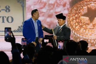 Di Depan Gibran dan Puan Maharani, Prabowo: Siapa Tahu Ada Presiden AHY - JPNN.com Jakarta