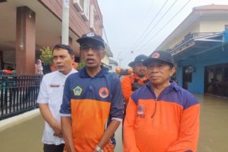 Luapan Kali Mas Surabaya Rendam Ribuan Rumah & Sekolah di Gresik    - JPNN.com Jatim