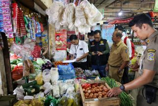 Cabai Rawit di Surabaya Alami Kenaikan Harga, Tembus Rp120 Ribu per Kg - JPNN.com Jatim