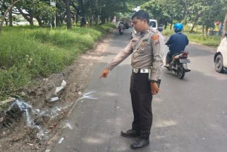 Pemotor Asal Lamongan Tewas Saat Hendak Salip Truk di Gresik    - JPNN.com Jatim