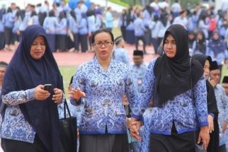 Ribuan Guru di Jembrana Semringah, TPG Rp 8,66 Miliar Cair - JPNN.com Bali