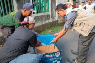 Warga Jalan Bakti Abri Depok Digegerkan Dengan Penemuan Jasad Bayi Terbungkus Plastik - JPNN.com Jabar