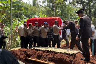 Pemakaman Kapolres Boyolali Dilakukan Secara Kedinasan di Depok - JPNN.com Jabar