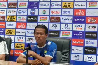 Persib Bandung Pulangkan Persebaya Tanpa Poin, Bojan Hodak Puas - JPNN.com Jabar