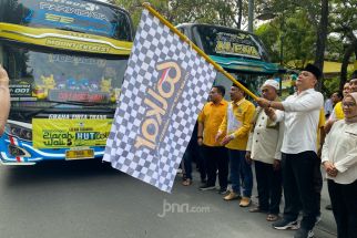 Golkar Berangkatkan Masyarakat Surabaya Ziarah Wali & Doakan Kabinet Prabowo-Gibran - JPNN.com Jatim