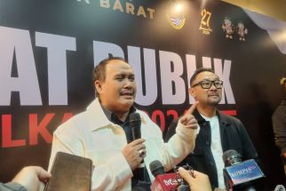 Pengalaman Mejadi Host Membuat Ronal Surapradja Sukses Menjalani Debat Pilkada 2024 - JPNN.com Jabar