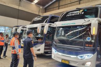 Antisipasi Kendaraan ‘Bodong’ Menjelang Nataru, BPTD Jabar Sidak Pool Bus Pariwisata - JPNN.com Jabar