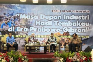 PP 28/2024 Dinilai Kontraproduktif, Masa Depan IHT & Petani Tembakau Terancam - JPNN.com Jatim